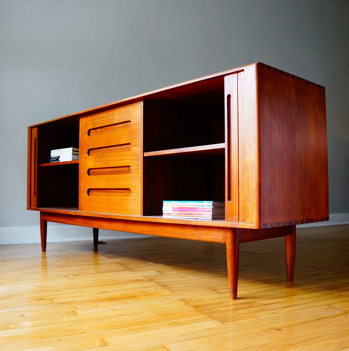 str8mcm Teak Tambour