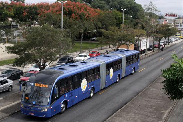 Onibus_ligeirao_curitiba_1.jpg