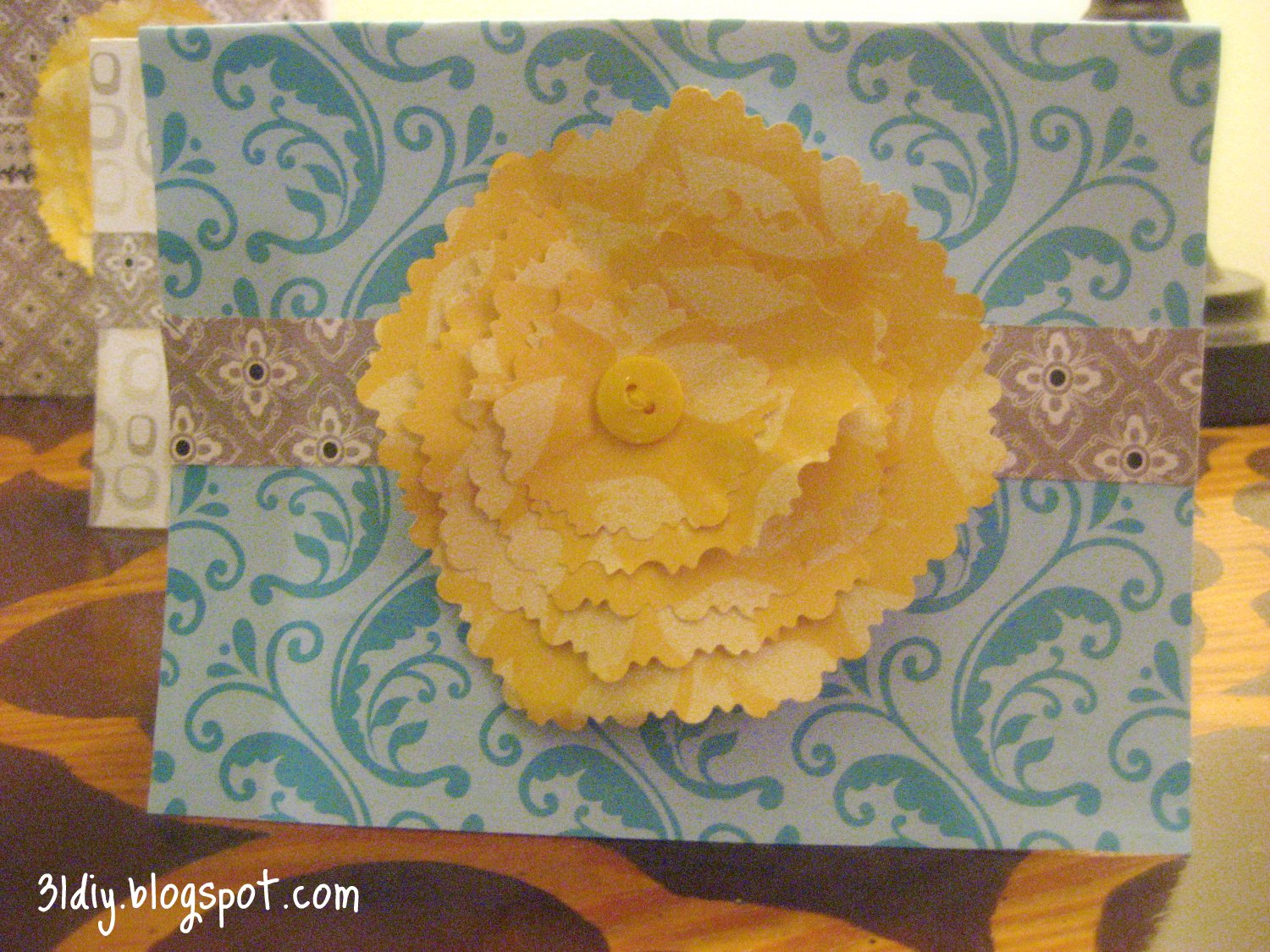 31 diy Paper Flower + Handmade Cards {tutorial}