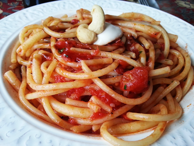 постные спагетти с томатами постные макароны пост помидоры