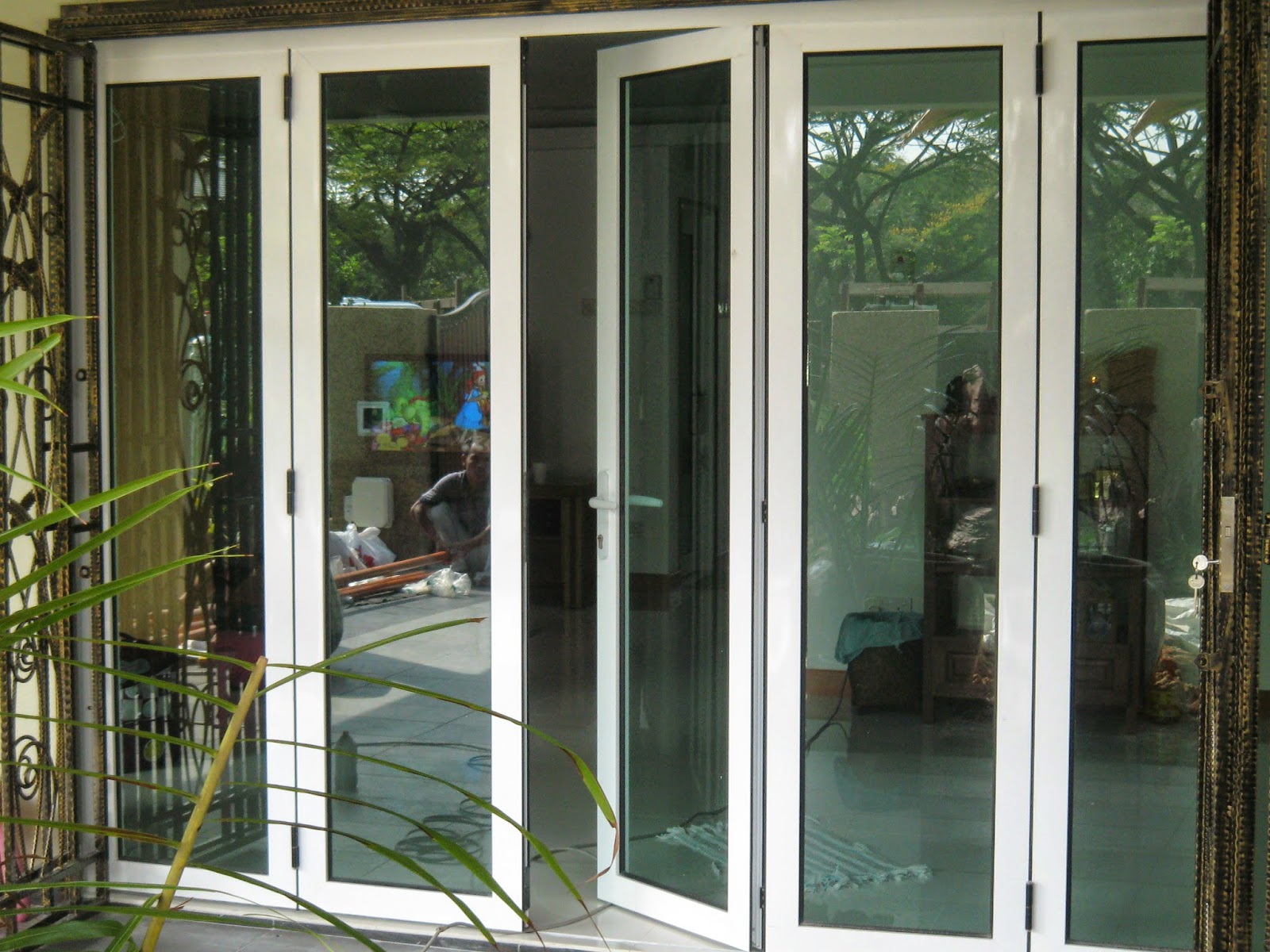 Folding Door Malaysia Aluminium Folding Door