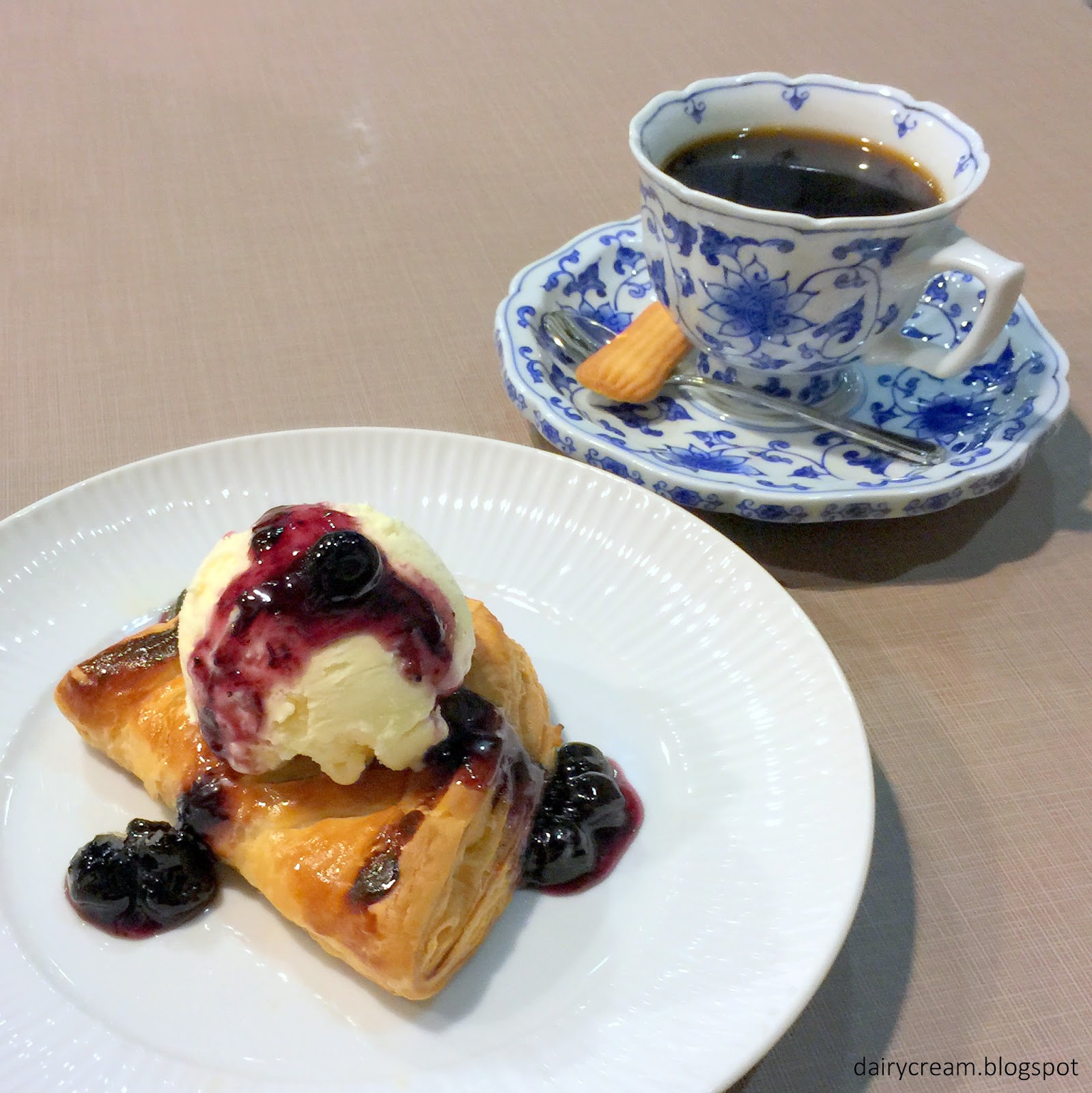 Singapore Japan Food Blog Dairy and Cream Okada Coffee Singapore