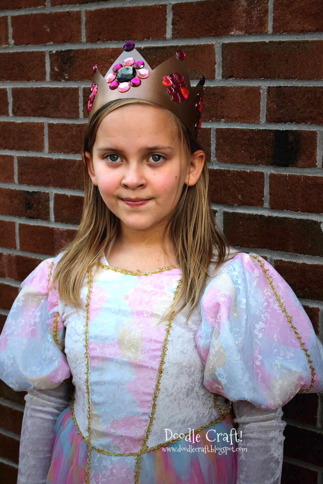 Doodlecraft King...or Queen Crown for a Princess!