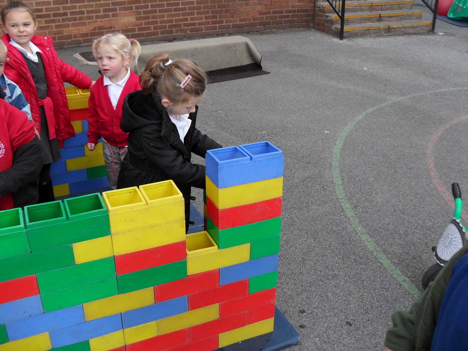 Gleadless Primary School Foundation Stage Outdoor physical activities