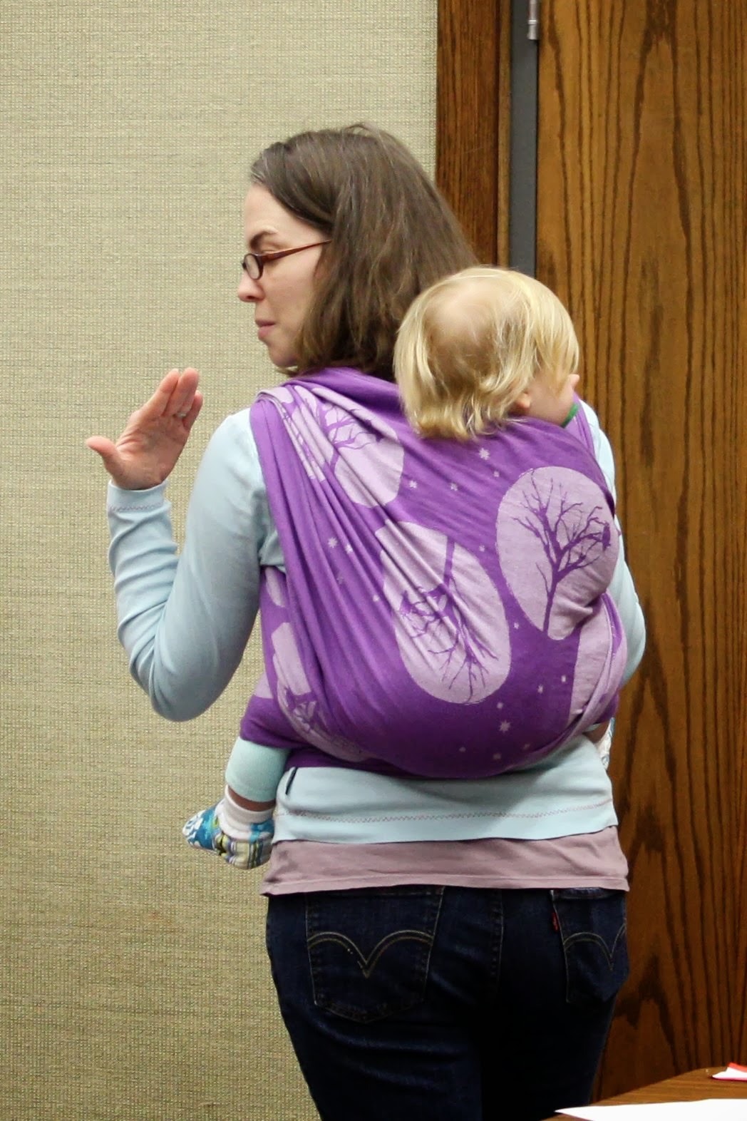 Babywearers of the Midlands You've Got a Baby on Your Back!