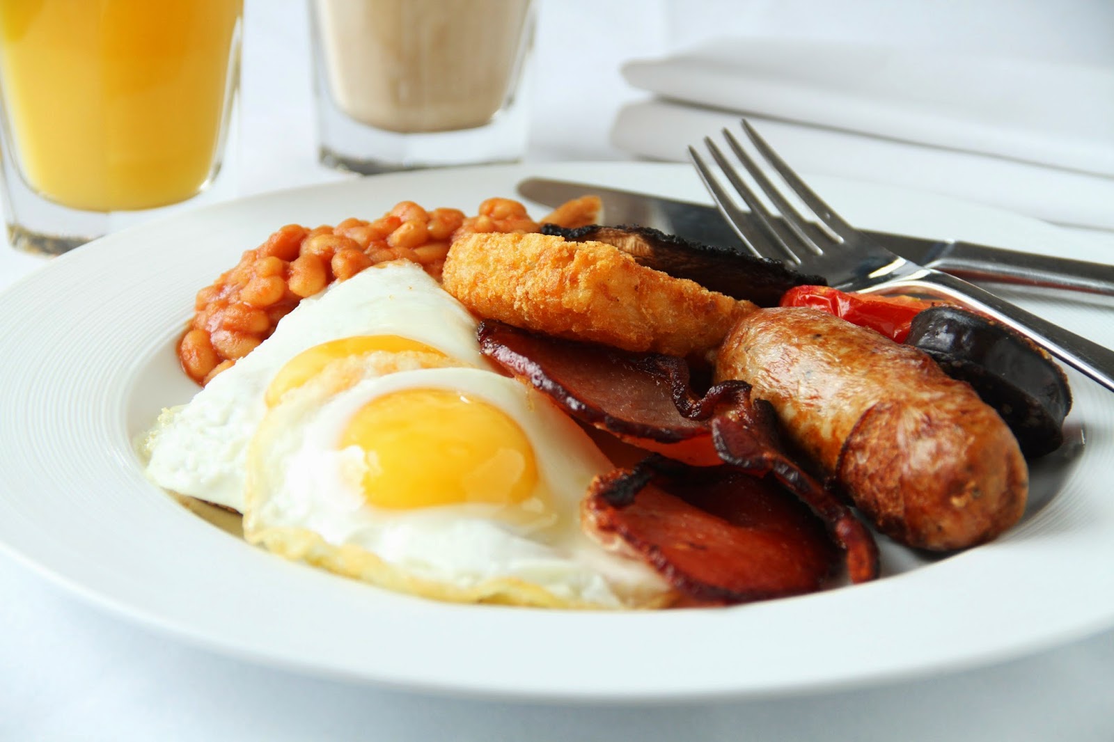 Desayunos a domicilio Full English Breakfast, el contundente desayuno