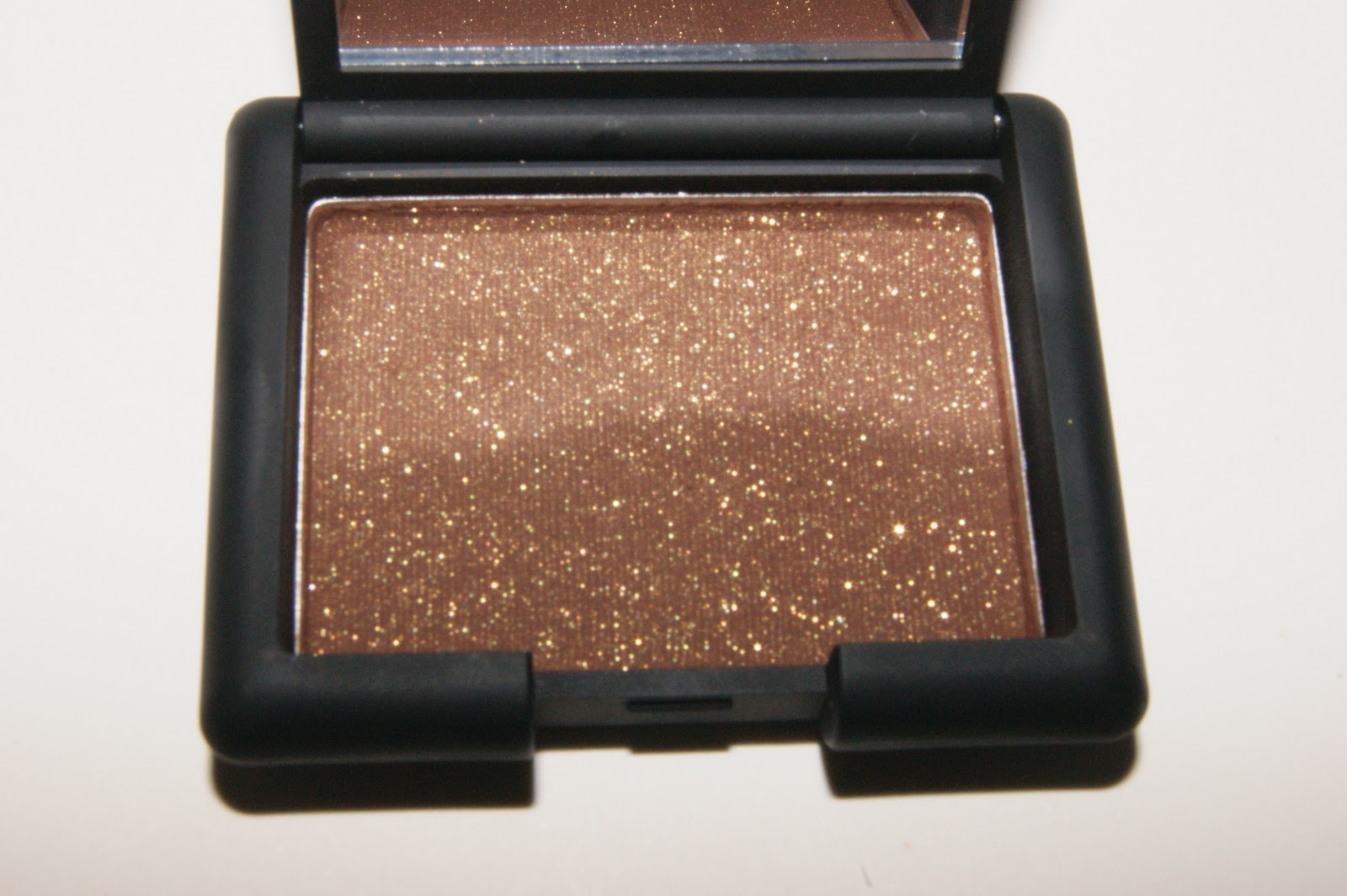 Nars Galapagos Eyeshadow Review The Sunday Girl