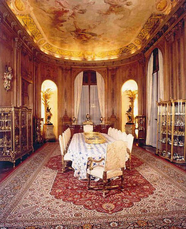 The Devoted Classicist Hotel BlumenthalMontmorency, Paris