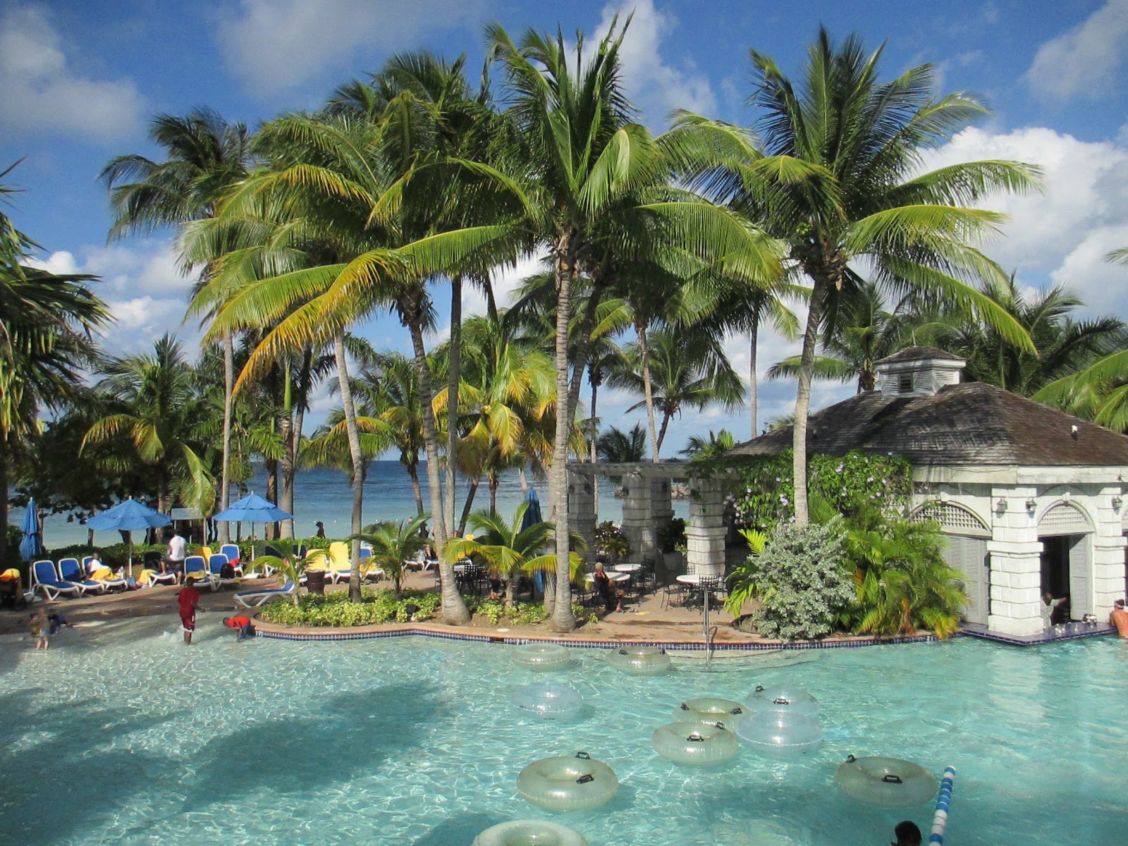 Travel Reviews & Information Jamaica / Hilton Rose Hall Resort and Spa