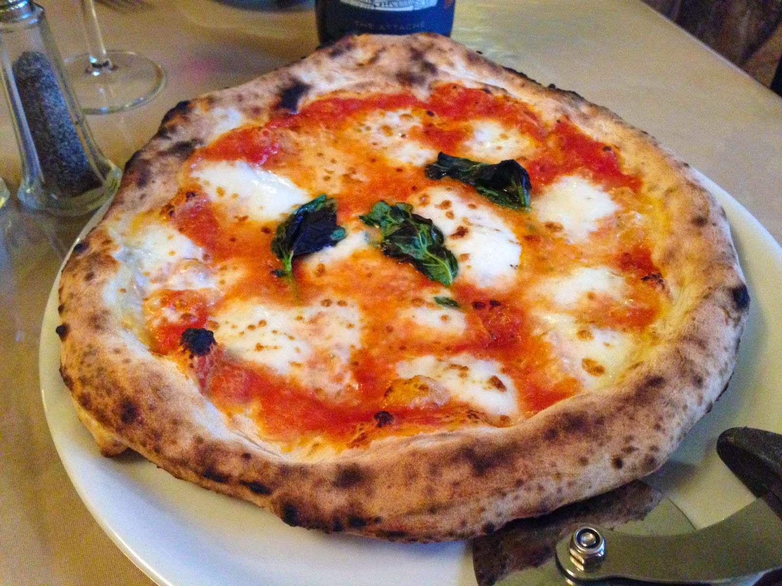 Philly Phoodie Forno Antico Pizza Napolitana