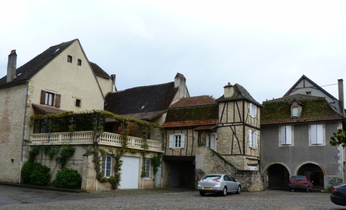 EN PROVENCE ET AILLEURS BRETENOUX