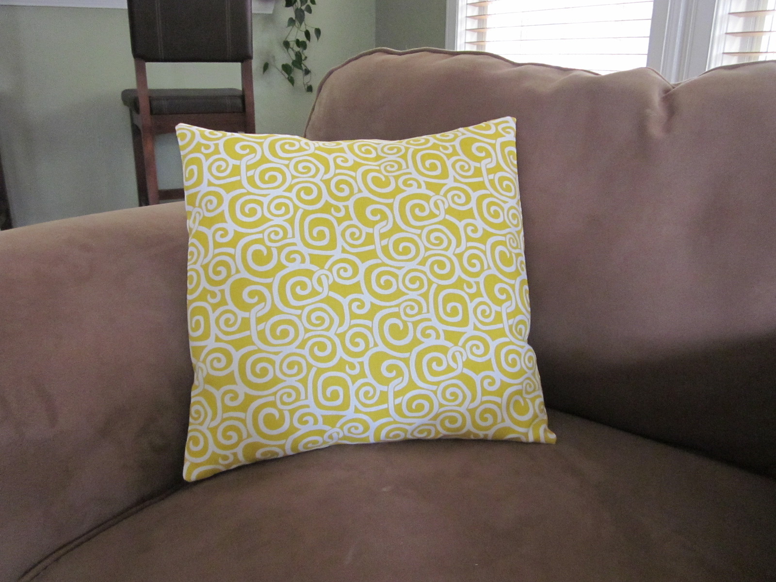 Domestic Imperfection How To Make an Envelope Closure Pillow