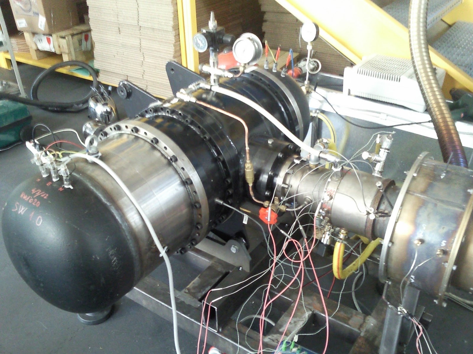 La macchina di Stirling free-piston: Motore Stirling 1 kW: Modello GM1