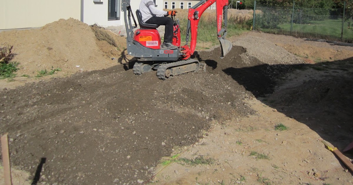 Unser Hausbau: Garage in Eigenleistung: Fundament/Bodenplatte-Tag 1