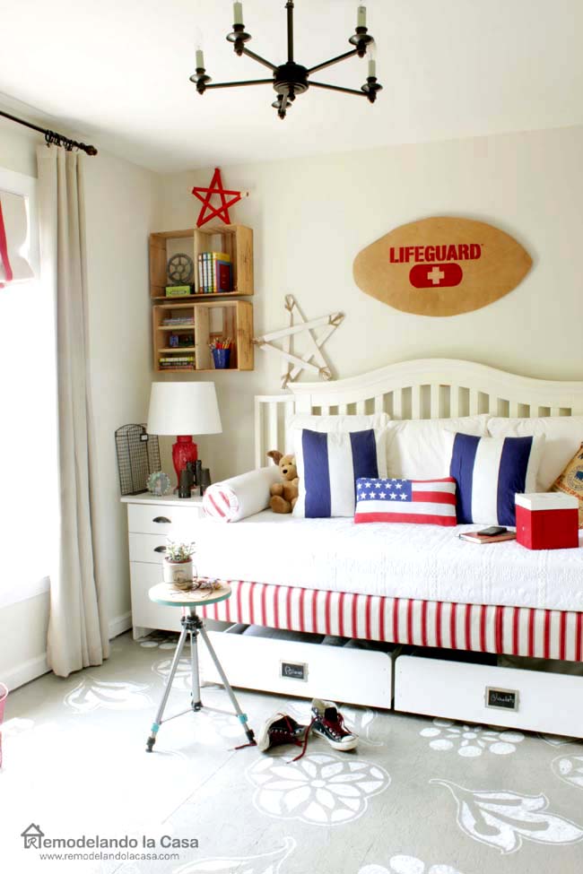 Patriotic Bedroom Remodelando la Casa