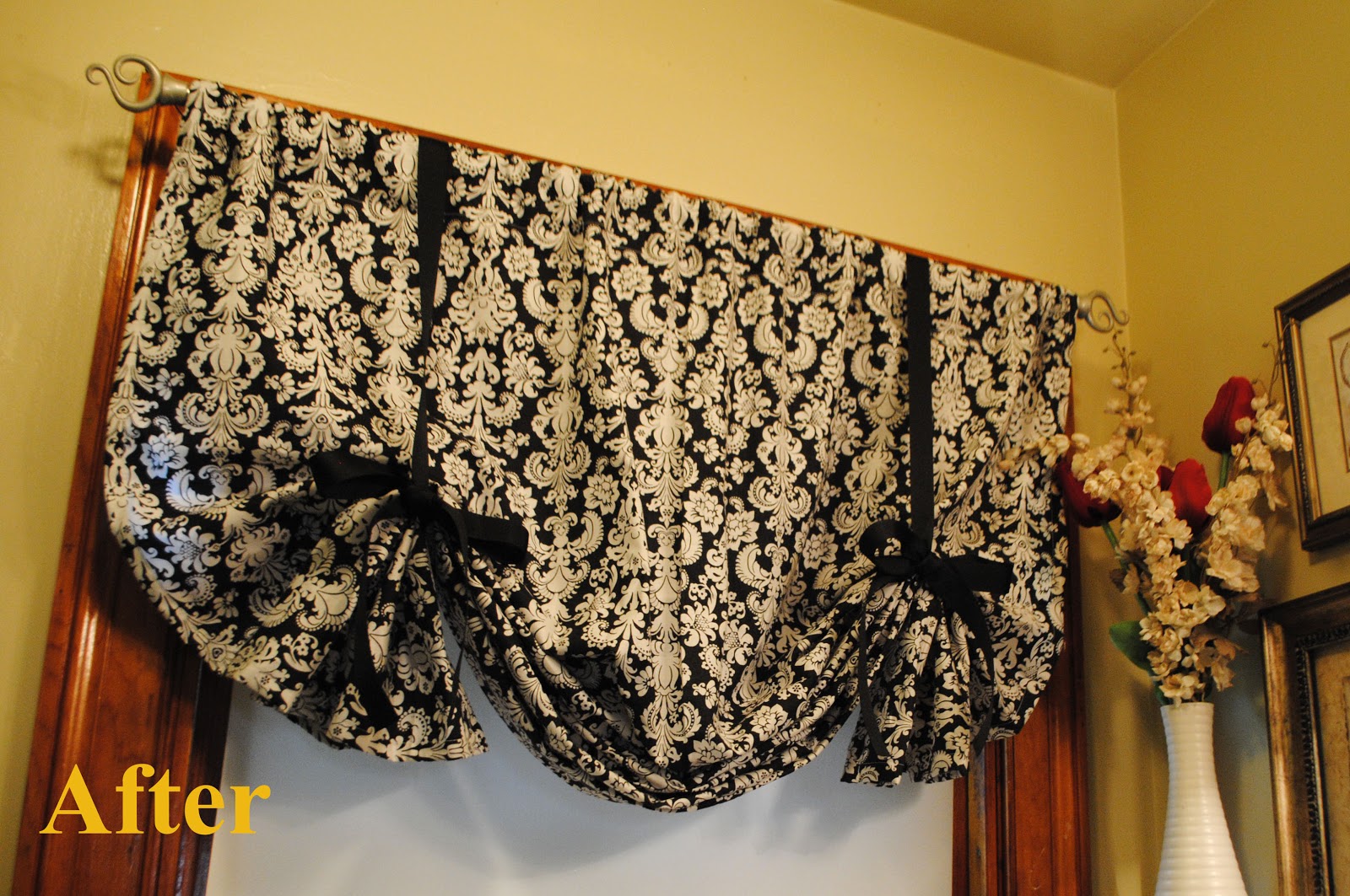 One Day at a Time Bathroom Valance