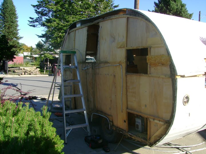 Vintage Trailer Restoration 1956 Dalton Canned Ham Restoration