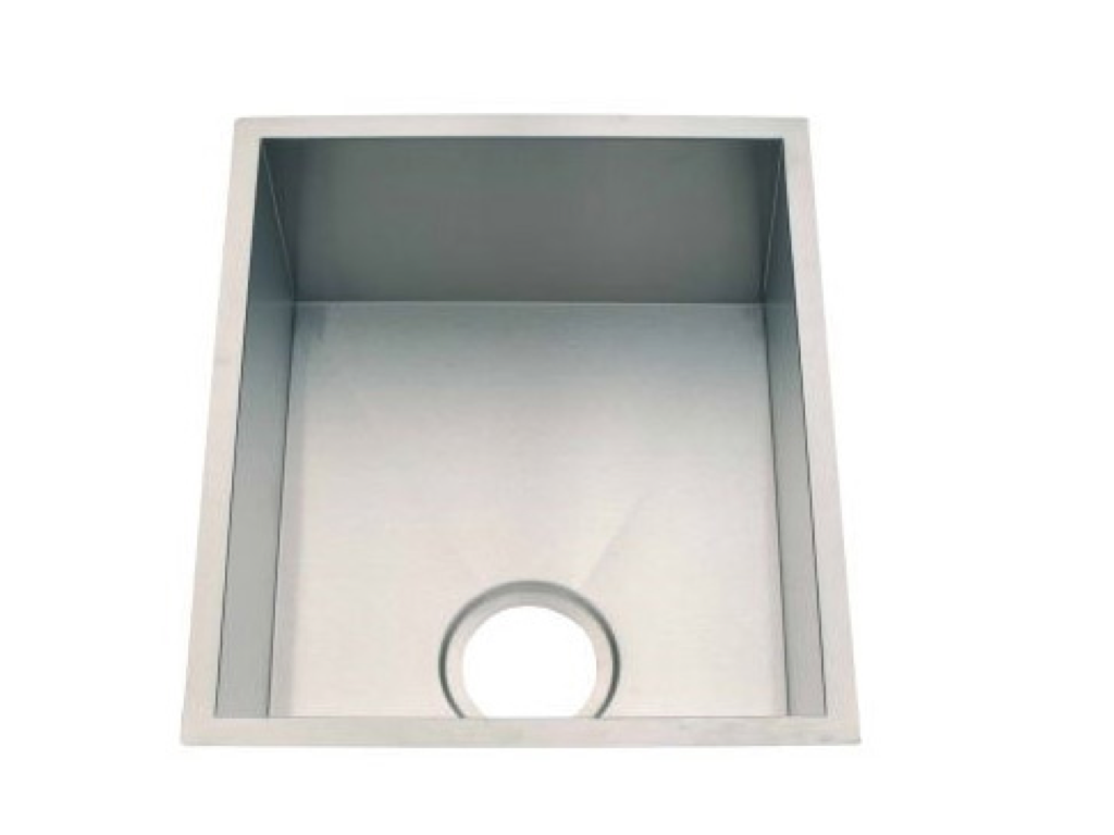 WEST END COTTAGE Laundry Sinks size does matter