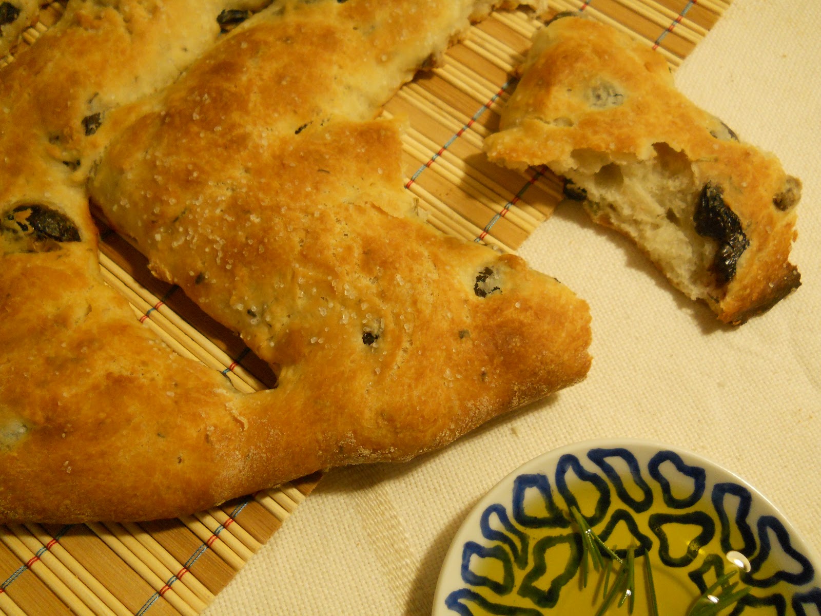 Provençal Olive Fougasse (FFWD) / Vintage Kitchen