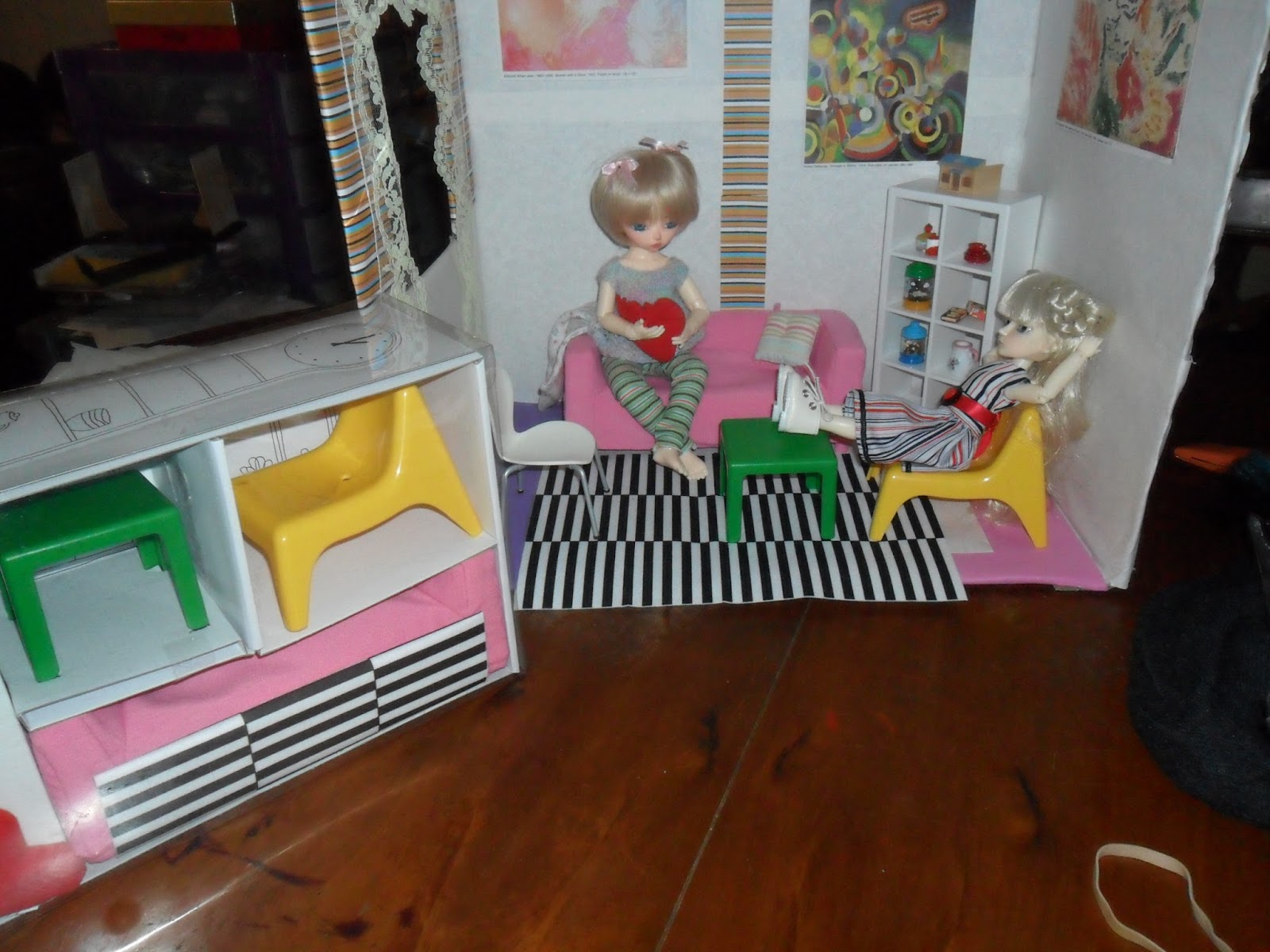 my mini world Finally, I got my hands on the Ikea huset dolls house