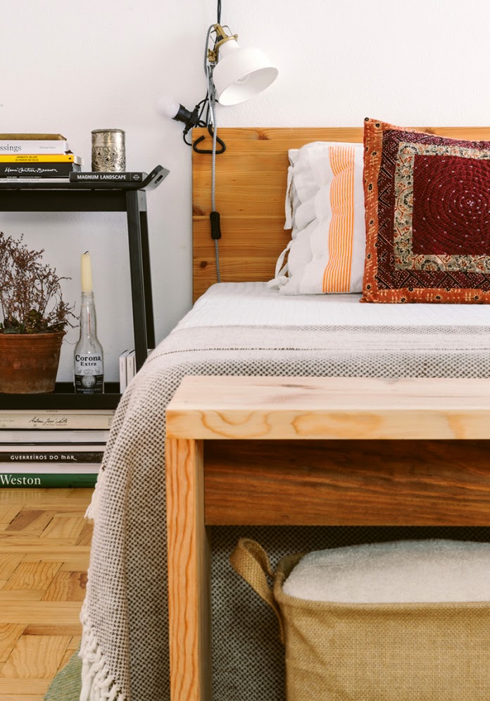 A Portuguese Bedroom Quarto Português it´s monday but it´s ok