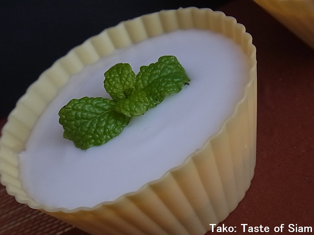 Taste of Siam Tako (Mung Bean Jelly with Coconut Cream)