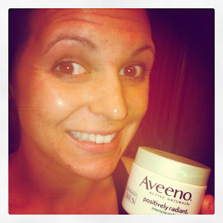 Night Routine with Aveeno Positively Radiant Intensive Night Cream - Razorback Britt