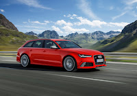 2015-AudiRS6Perfomance-09.jpg
