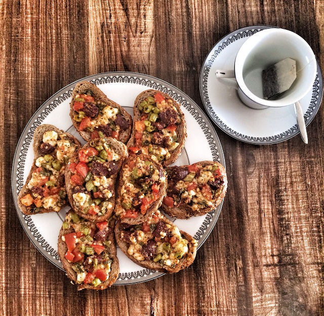 SWL EVDE Ekmek Üstü Pizza