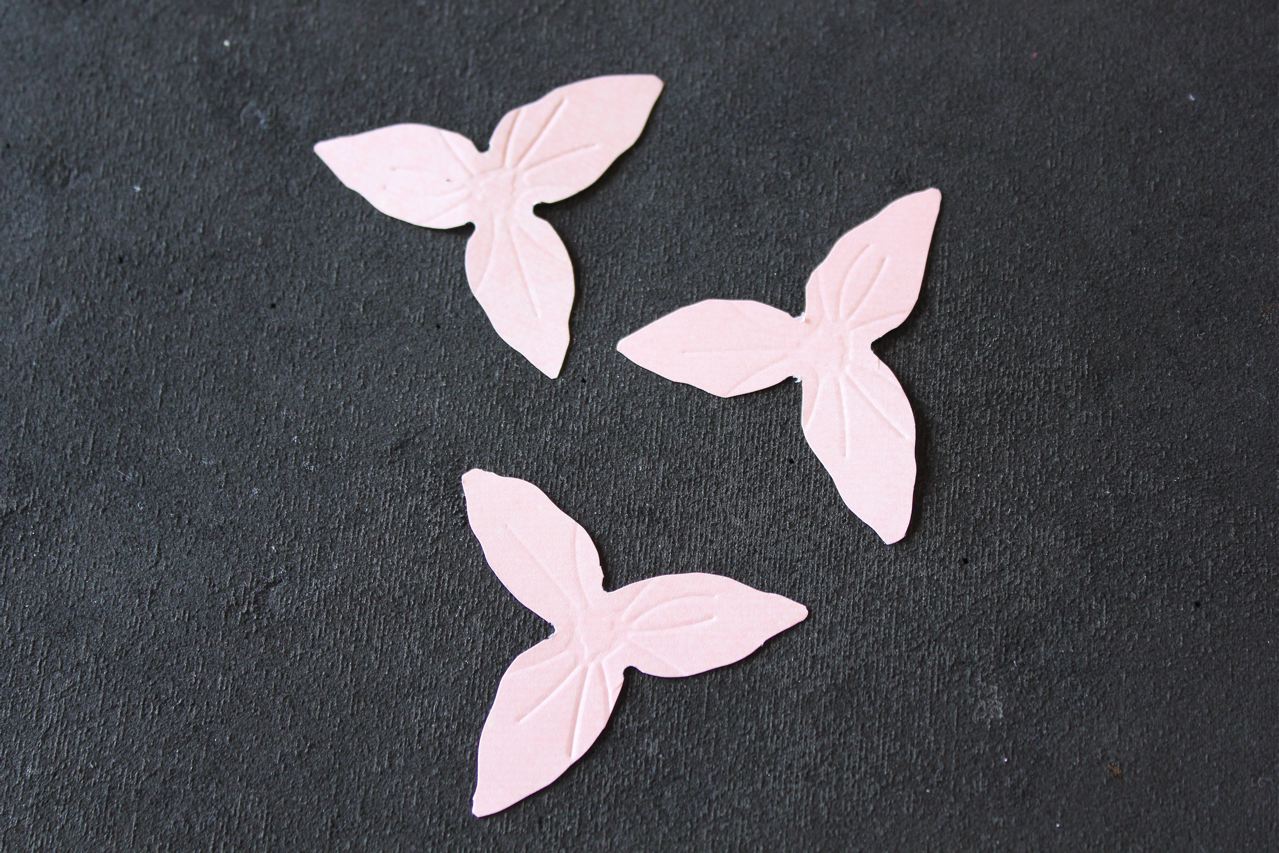 SIMPLY PAPER Lily Flower Tutorial