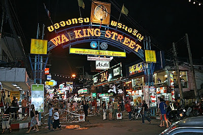 Dạo Chơi Pattaya về đêm Walk+ing+-stress