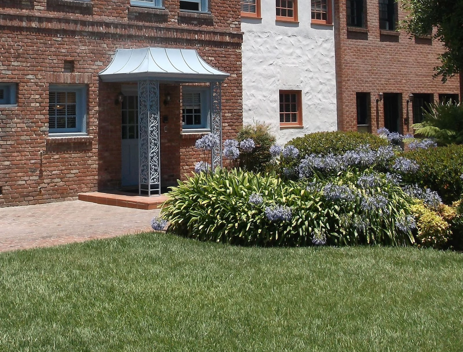 Filming Locations of Chicago and Los Angeles The Brady Bunch