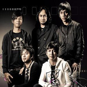 Download Gratis Lagu Ungu - Sayang Mp3 + Lirik Ungu - Sayang