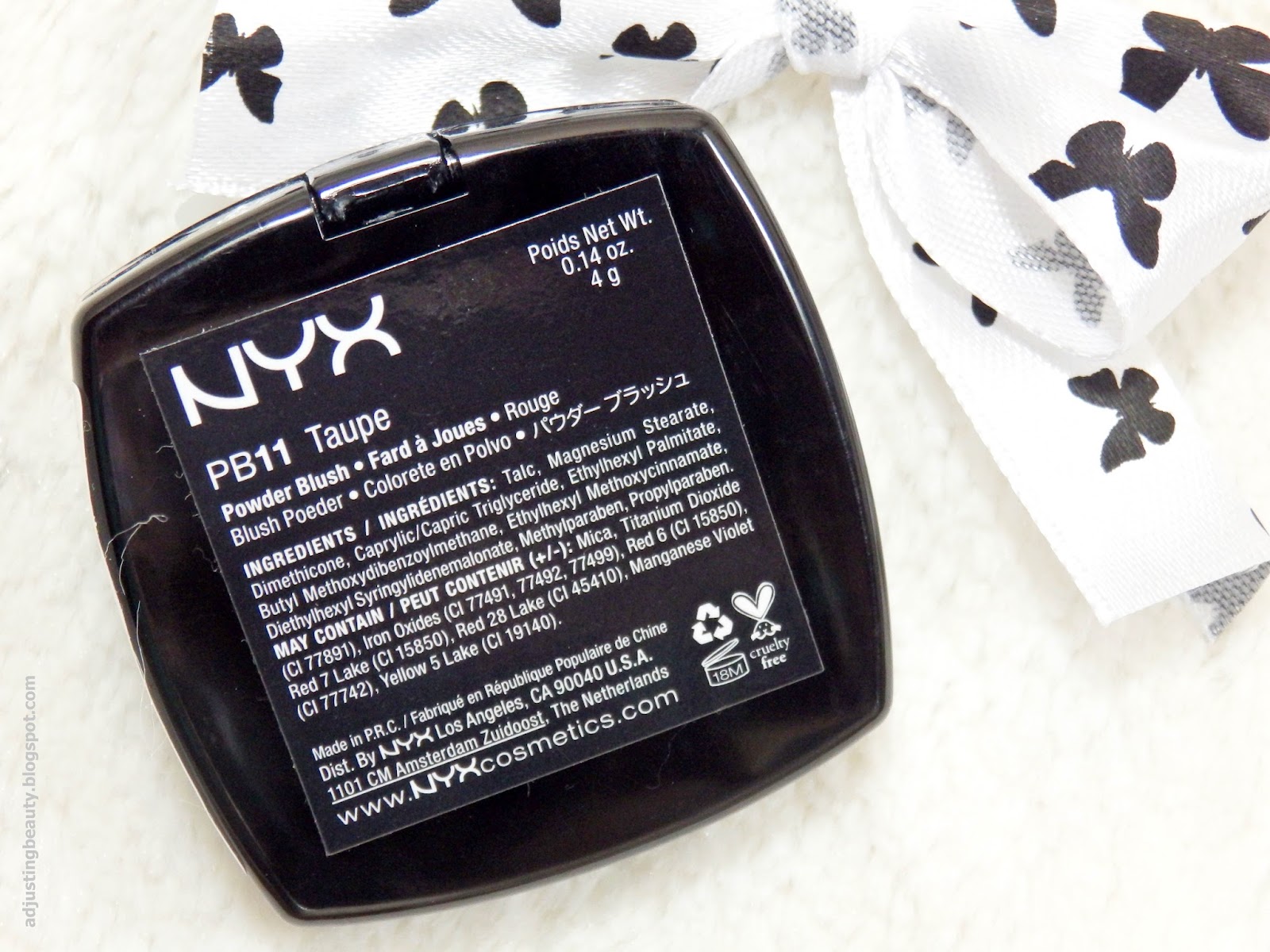 Review NYX Powder Blush (Taupe) Adjusting Beauty