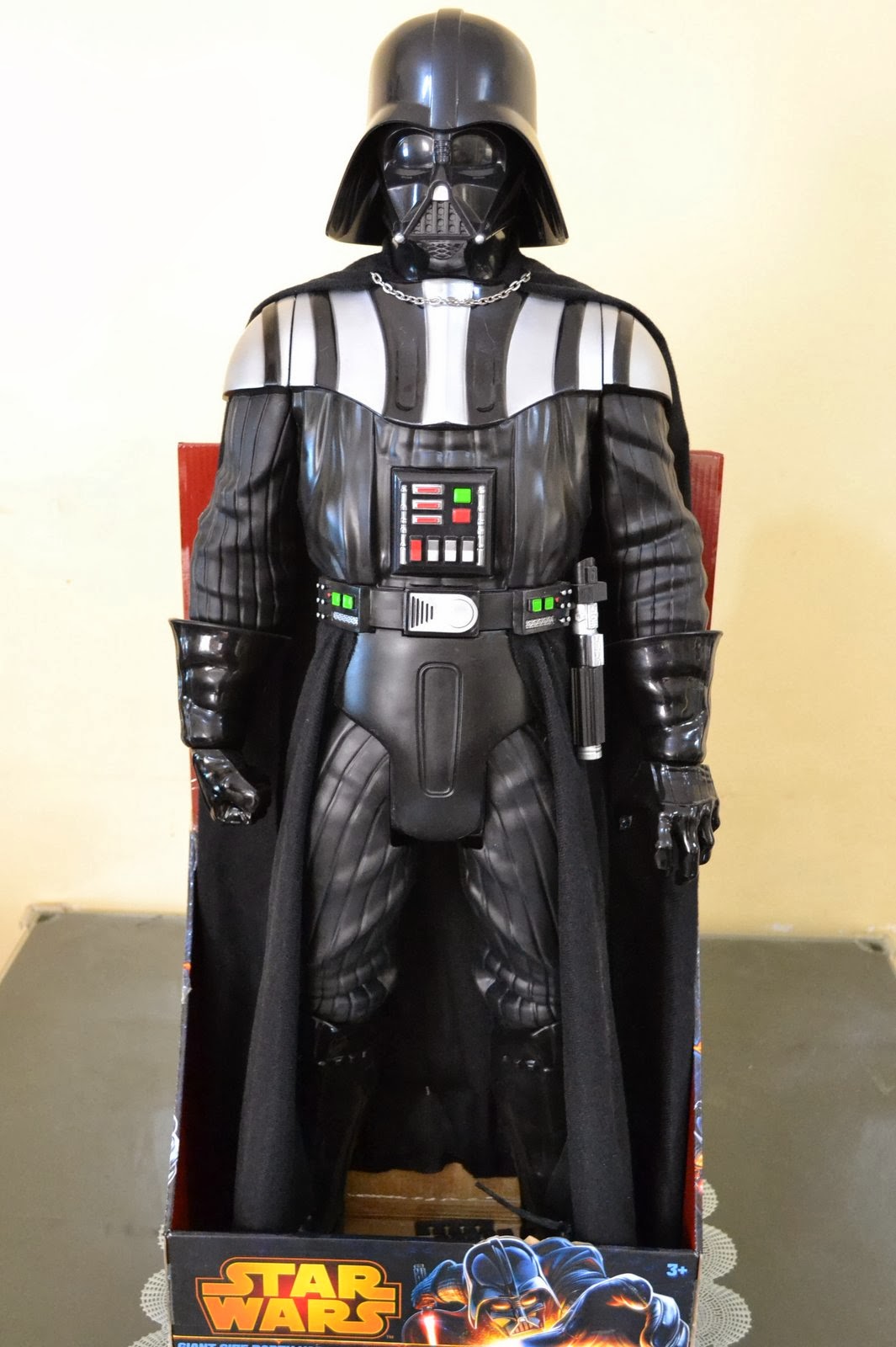 darth vader 31 inch figure