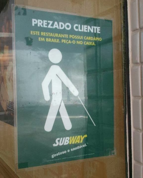 Promoções Absurdas: Para o cão guia ler...