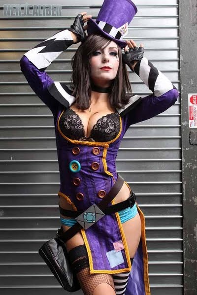 Mad_Moxxi_Cosplay_by_Jessica_Nigri.jpg