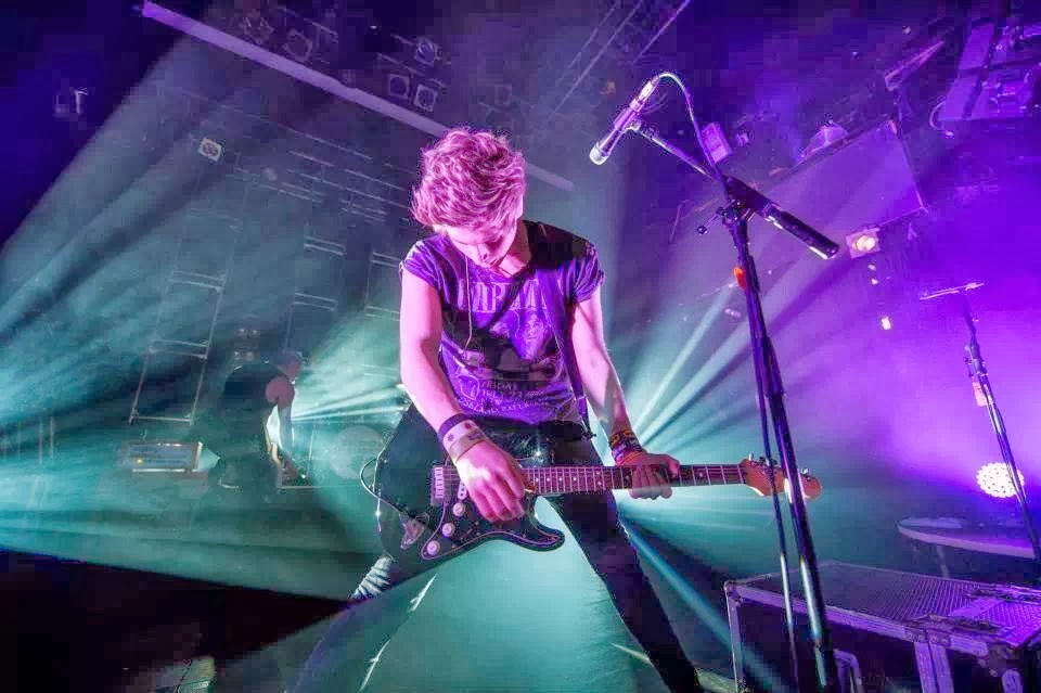 Luke Hemmings Dog Name Luke Hemmings Dog Name