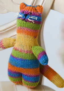 http://www.redheart.com/files/patterns/pdf/LW2359.pdf