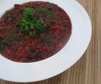 middle eastern lentil stew with beets