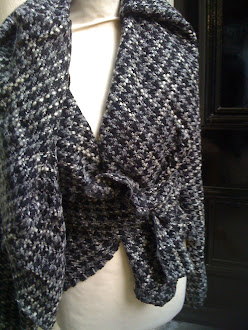 Versatile HOOD/SHAWL WRAP JACKET(C)