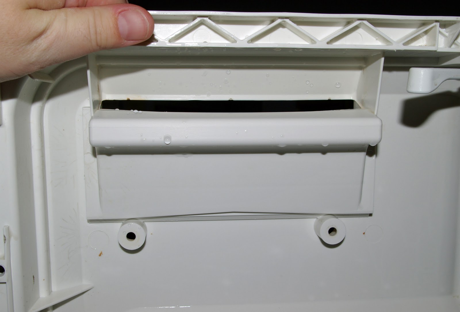 Doing My Best PSA How to DEEP CLEAN a dishwasher