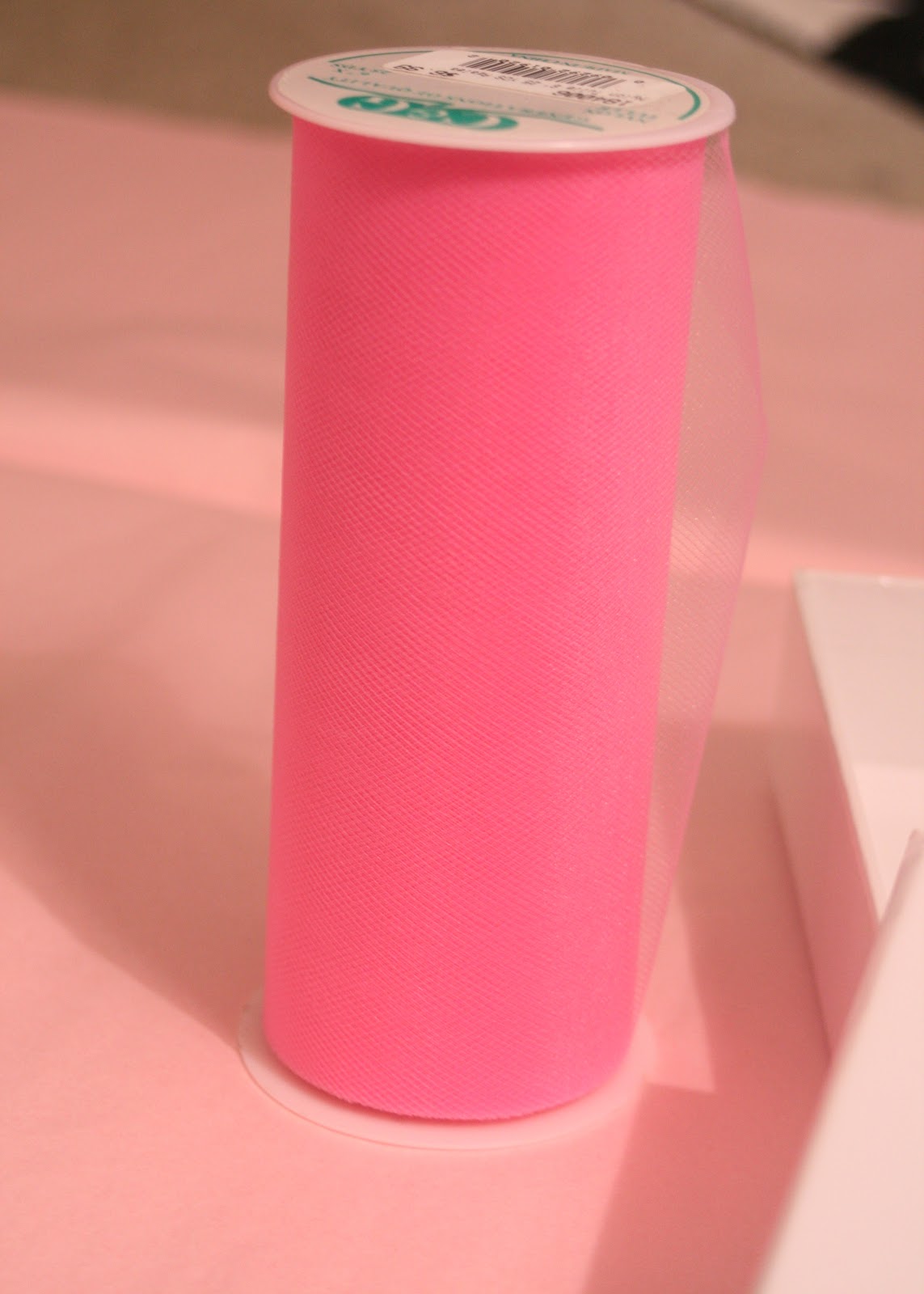 CupcakesOMG! Wrap Star A Gift Wrapping Tutorial