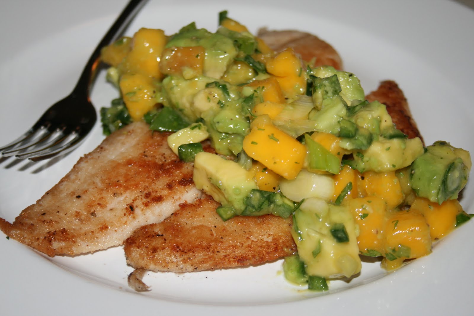 Paleo Table Paleo Recipes, meal plans, and shopping lists CoconutDusted Fish with Mango Salsa