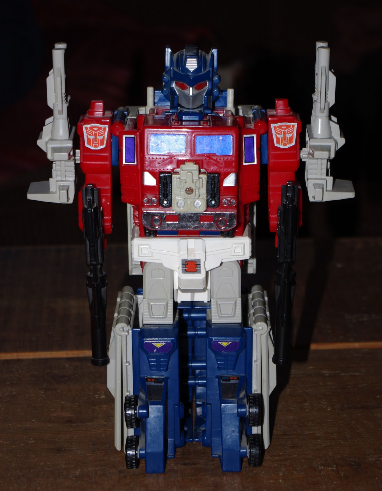 THE TRANSFORMERS G1 POWERMASTER OPTIMUS PRIME