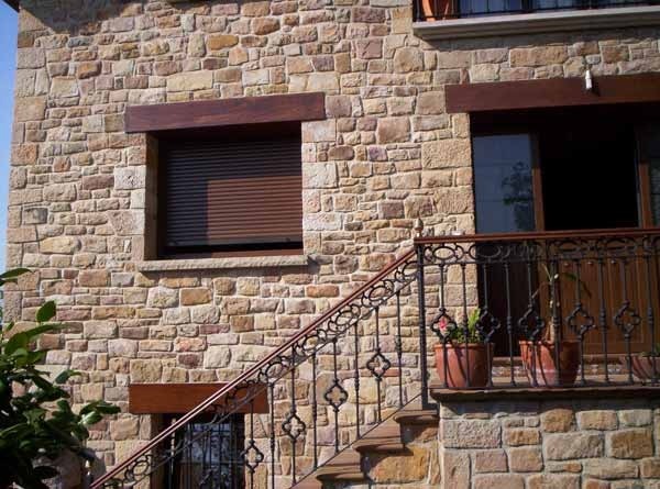 Estructuras: estructuras de piedra en el uso de la construcción ...