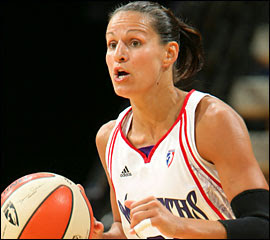 Ticha Penicheiro