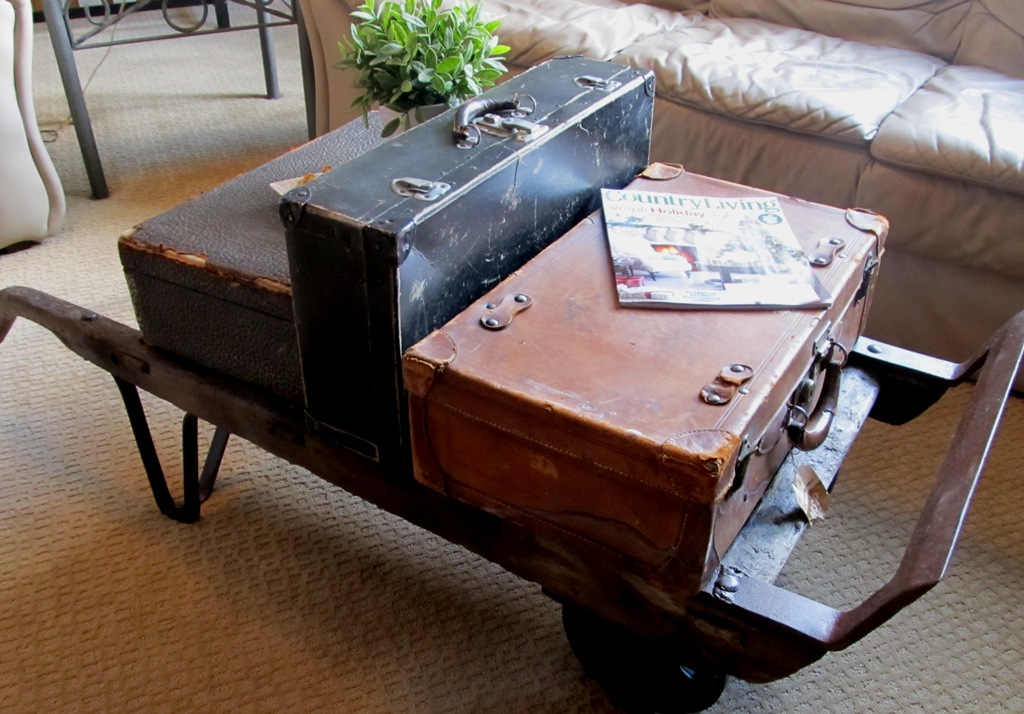 FLEA MARKET Funky Coffee Table