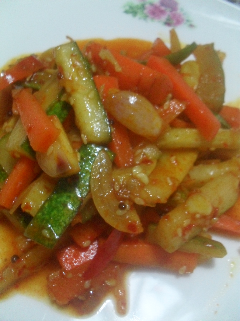 Azlina At Terminal Hijrah Acar Rampai