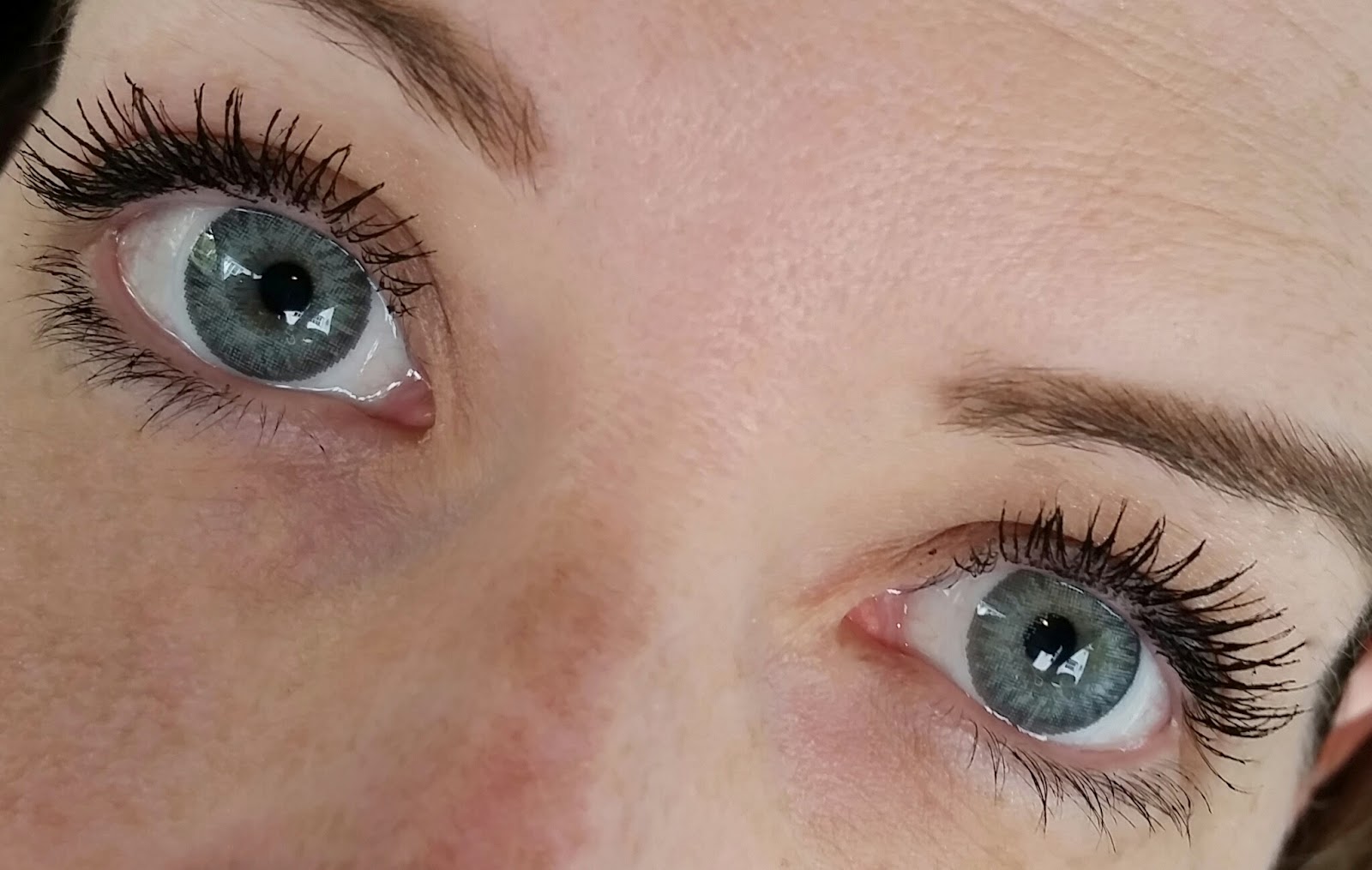 Revlon Ultimate All-in-One Mascara Review